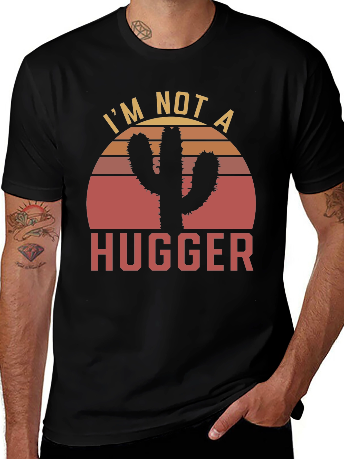 Camiseta Im Not a Hugger Cactus Sunset