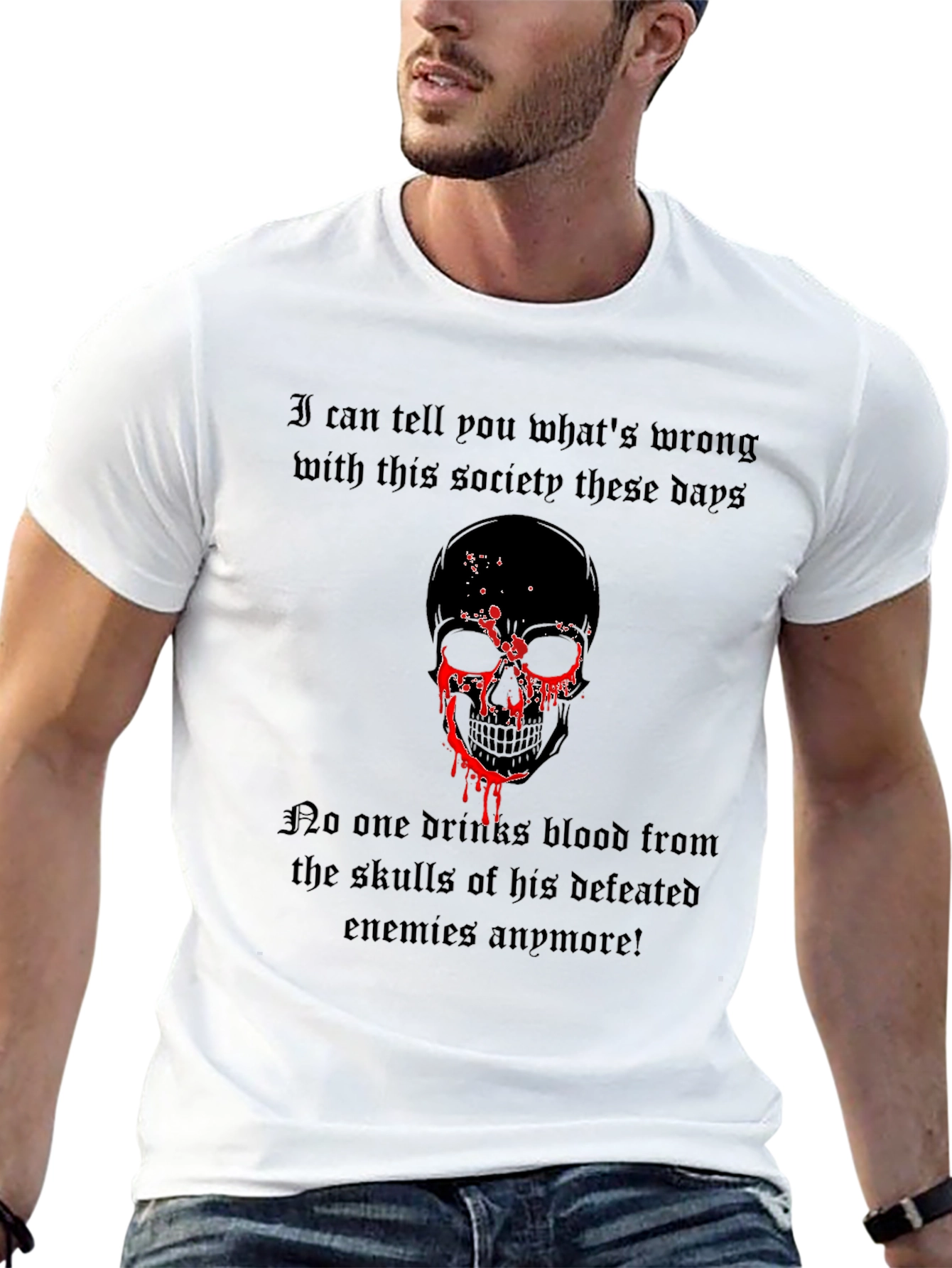 Camiseta Negra con Diseño de Calavera y Frase Gótica