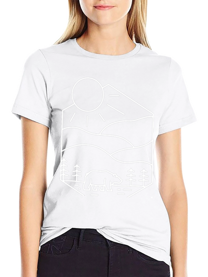 Camiseta Negra Diseño Oso Montaña
